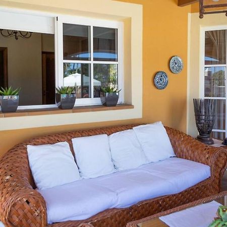 Holiday Villa Vergel With Huge Private Pool, Jacuzzi, Sauna & Bbq By Amazzzing Travel Caleta De Fuste Bagian luar foto