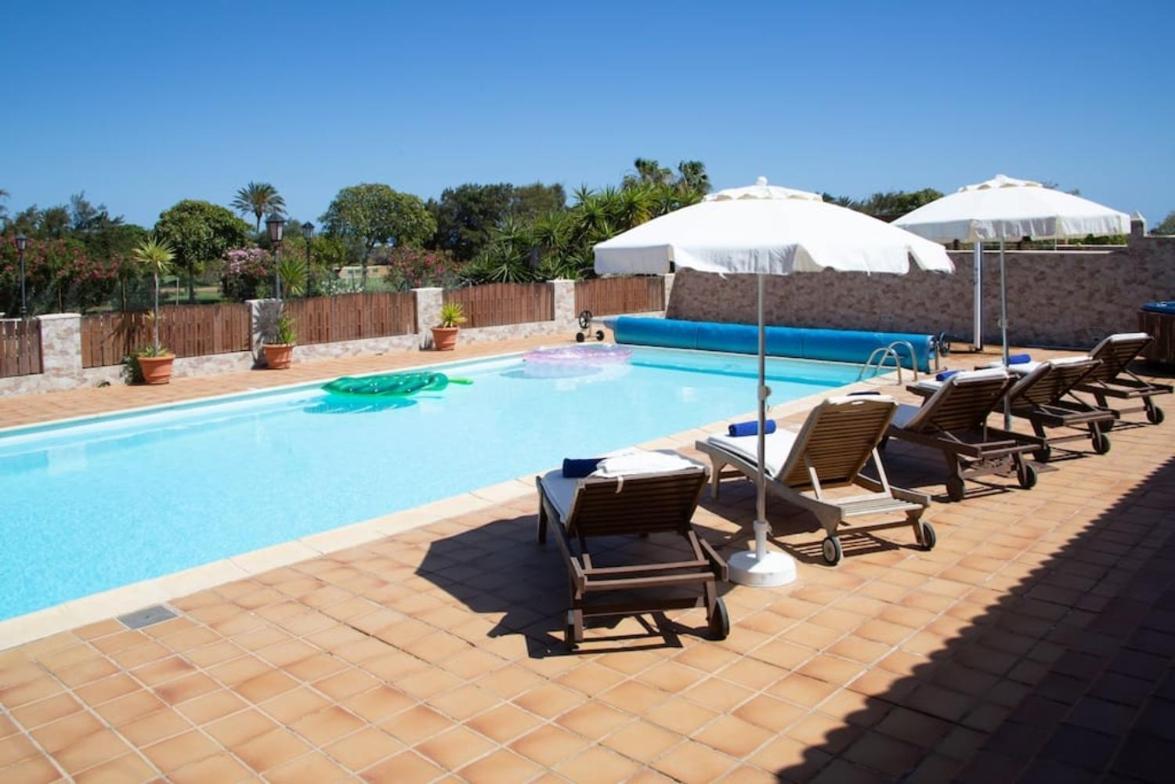 Holiday Villa Vergel With Huge Private Pool, Jacuzzi, Sauna & Bbq By Amazzzing Travel Caleta De Fuste Bagian luar foto
